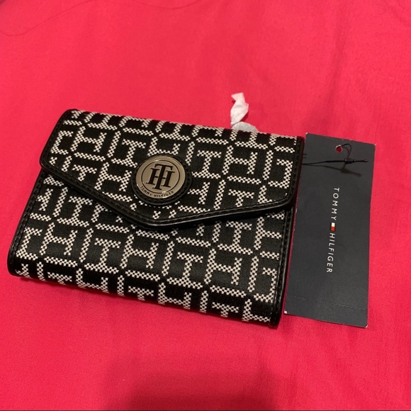 Tommy Hilfiger Handbags - Tommy Hilfiger Trifold Wallet